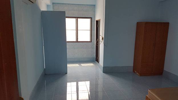 1 Bed Condo — photo 4
