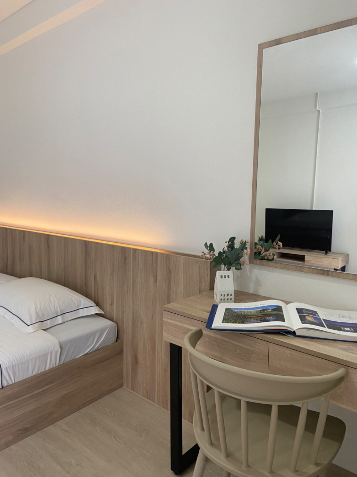 1 Bed Condo · Khlong Toei, bangkok — photo 3