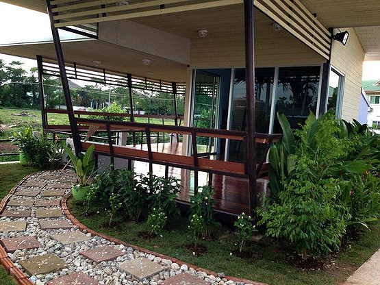 Condo — photo 2