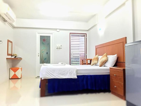 Condo — photo 3