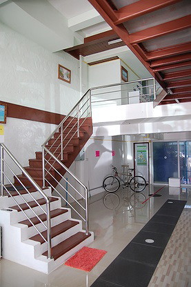Condo — photo 2
