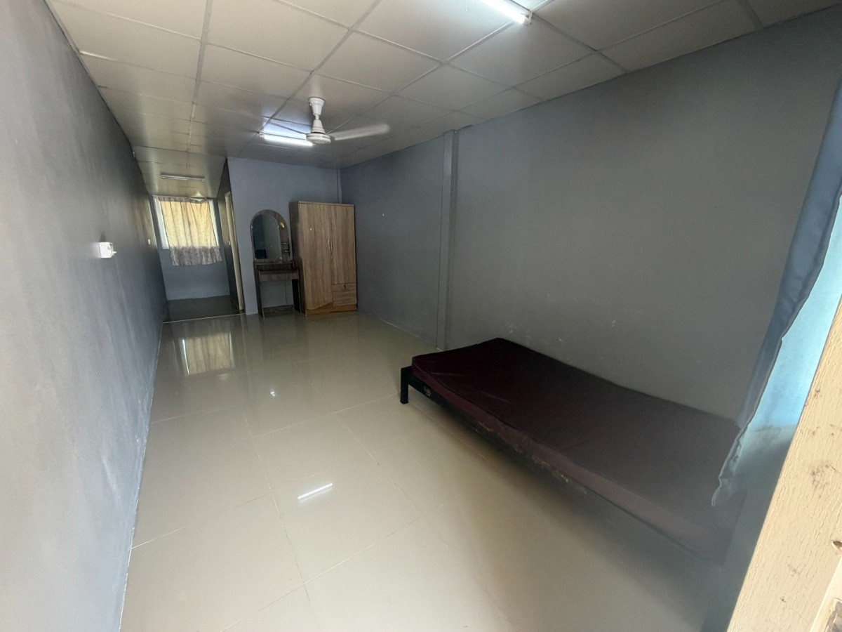 1 Bed Condo — photo 4