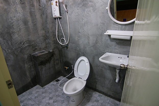 1 Bed Condo — photo 3