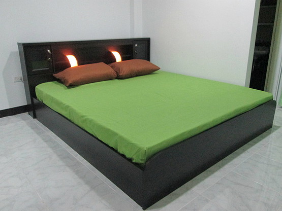 1 Bed Condo — photo 2