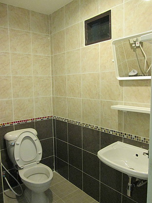 1 Bed Condo — photo 4