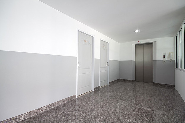 1 Bed Condo — photo 4