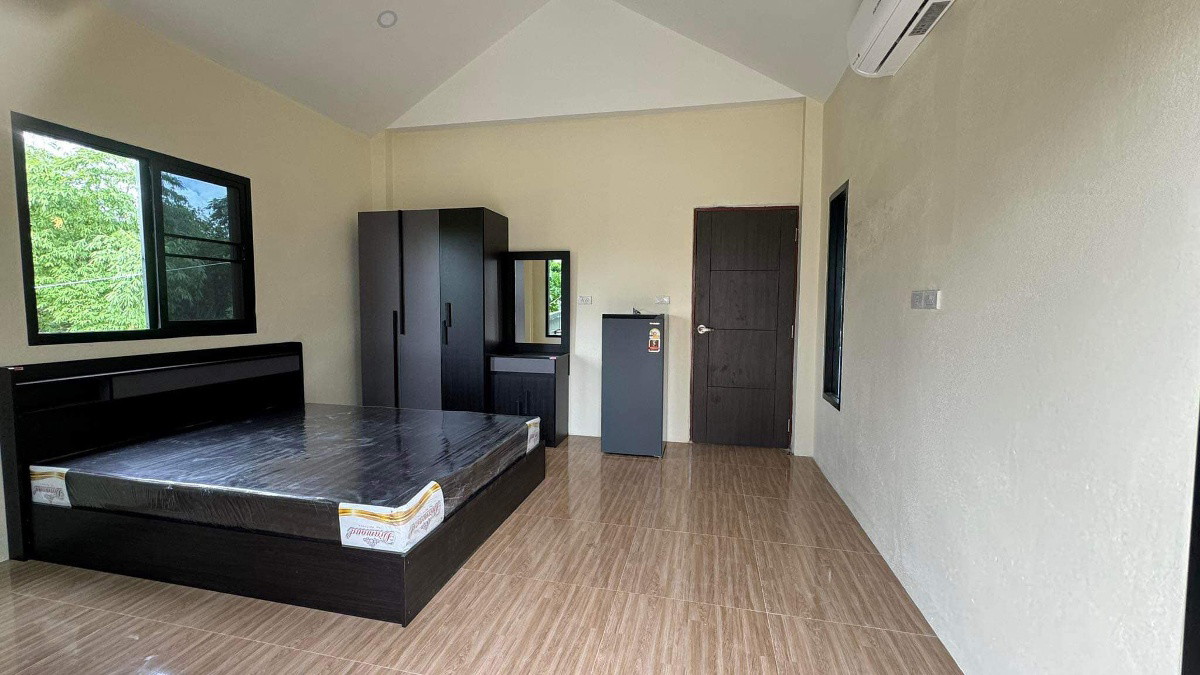 1 Bed Condo — photo 5