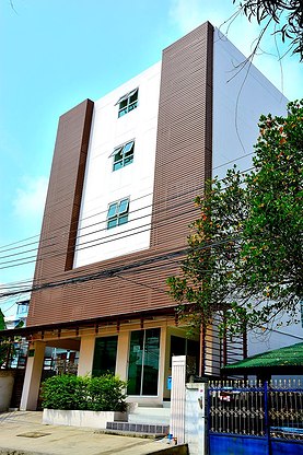 1 Bed Condo · Bang Khun Thian, bangkok — photo 1
