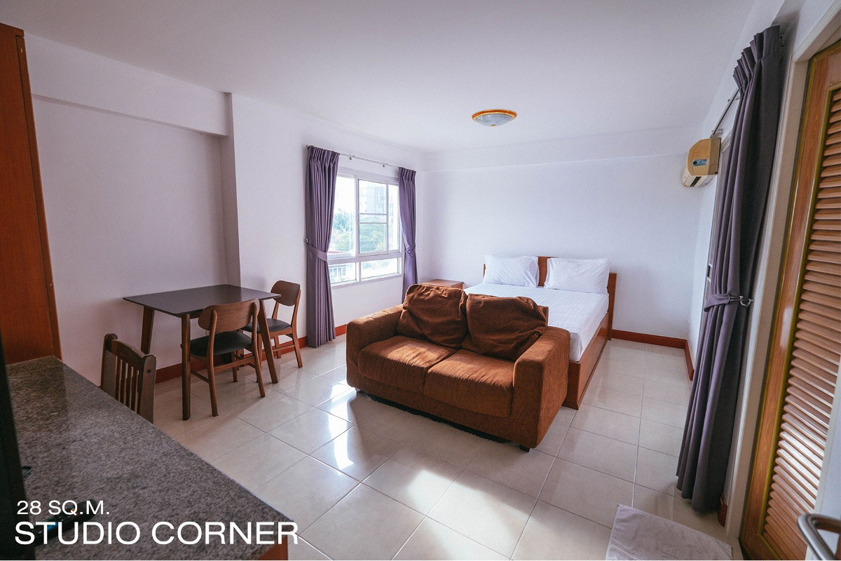 Condo · Khlong Toei, bangkok — photo 1