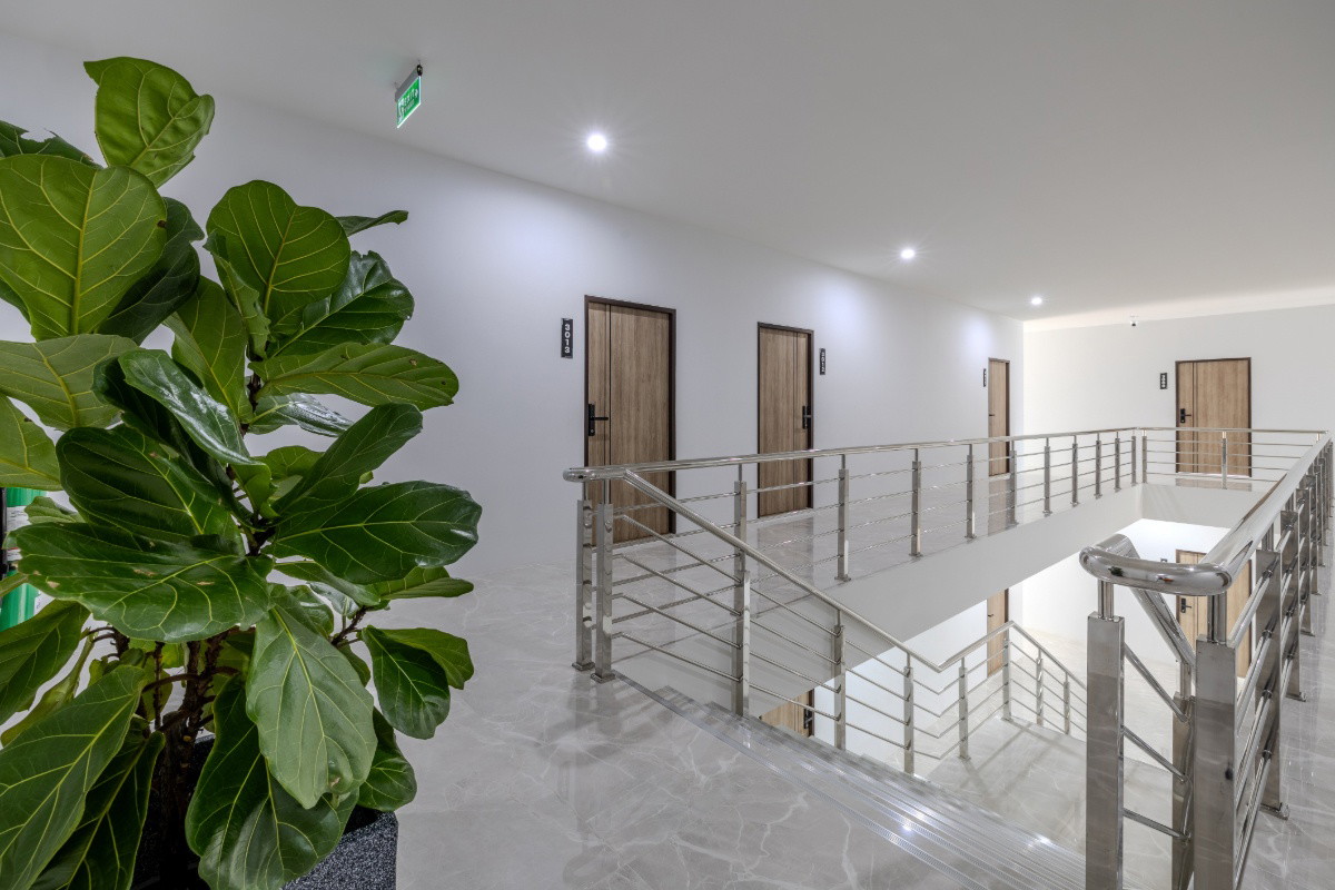 1 Bed Condo — photo 3