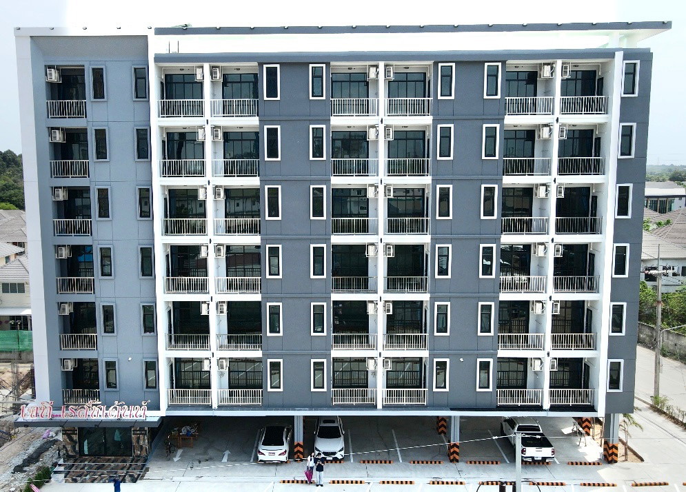 Condo — photo 1