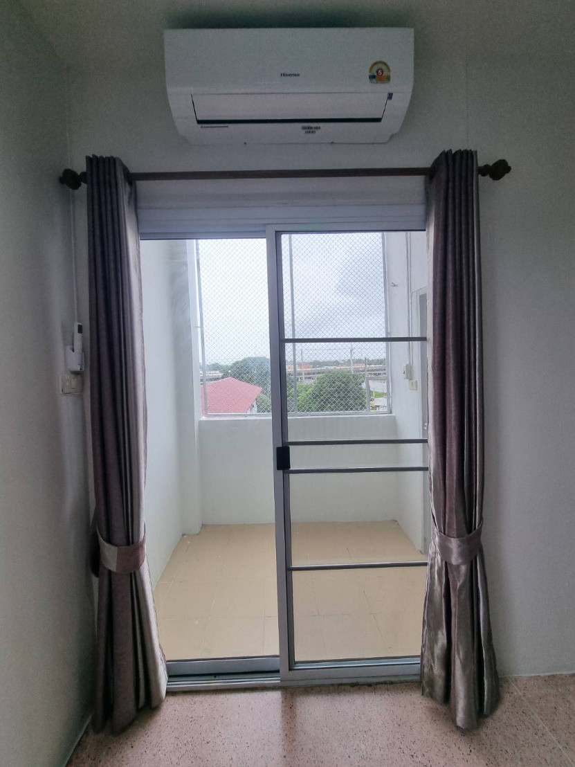 1 Bed Condo — photo 4