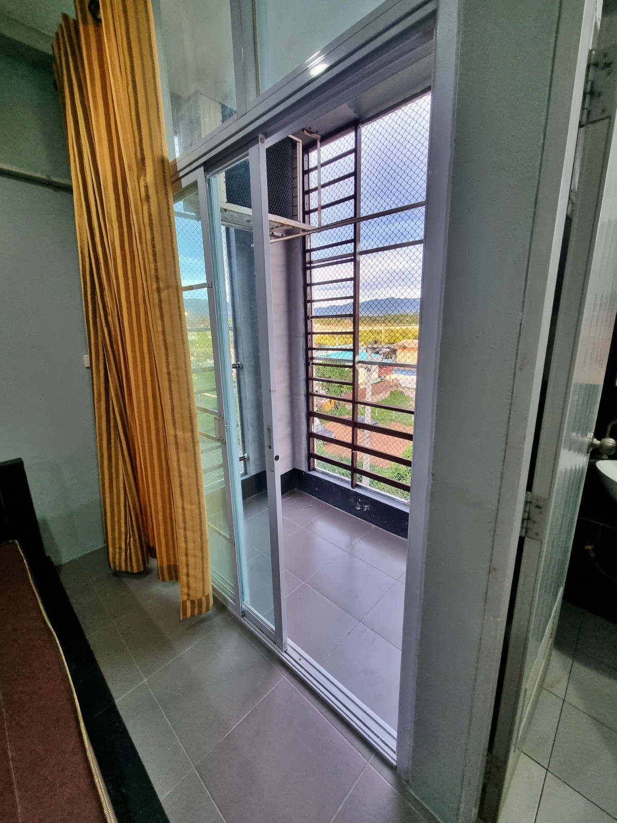 1 Bed Condo — photo 5