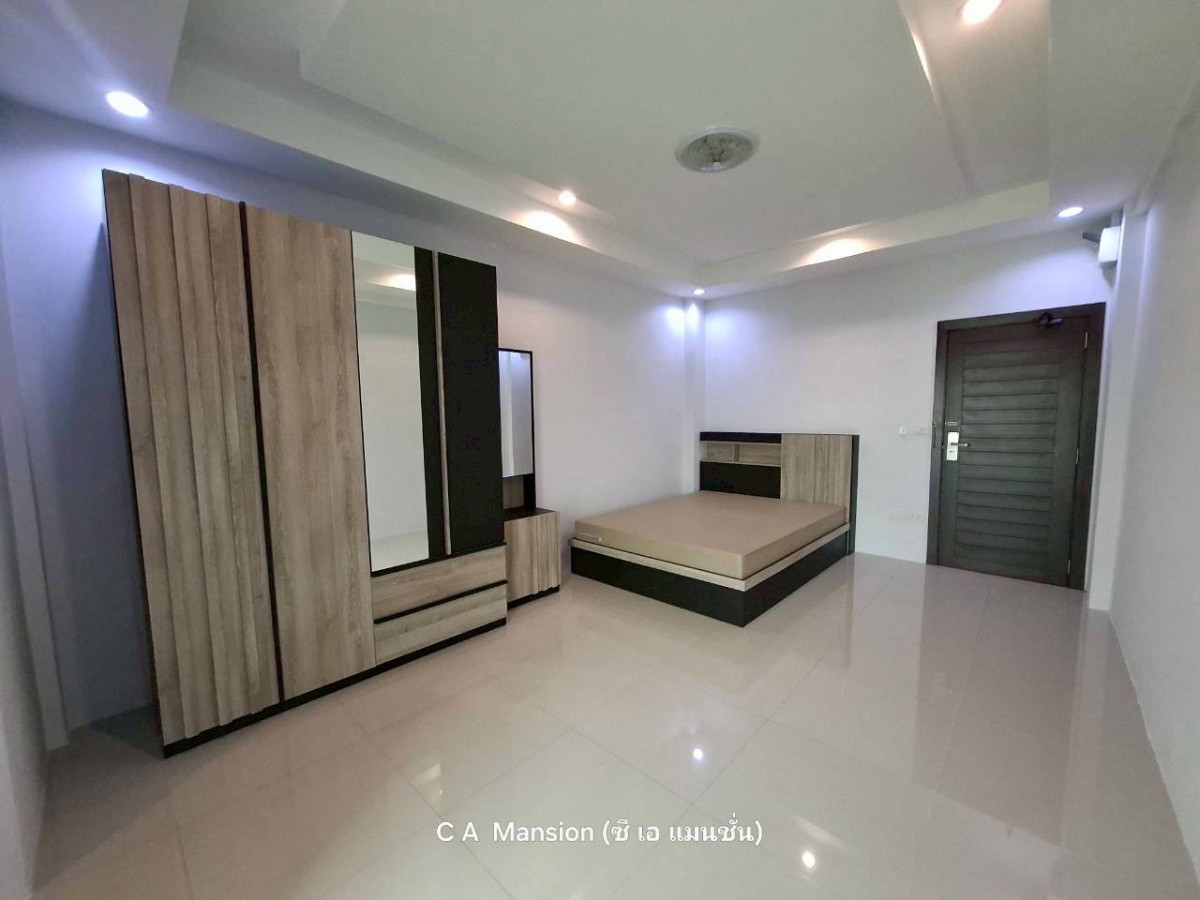 Condo · Mueang Nonthaburi, nonthaburi — photo 2