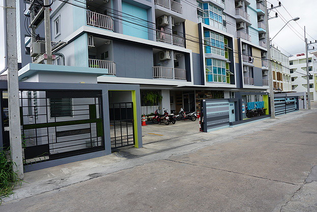 Condo · Mueang Chon Buri, chon_buri — photo 2