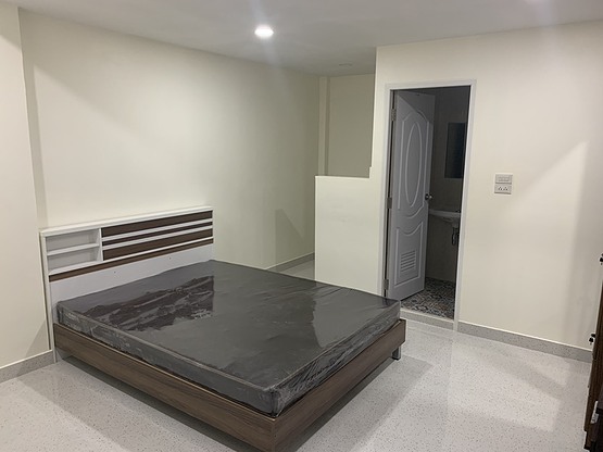 1 Bed Condo · Khlong San, bangkok — photo 5