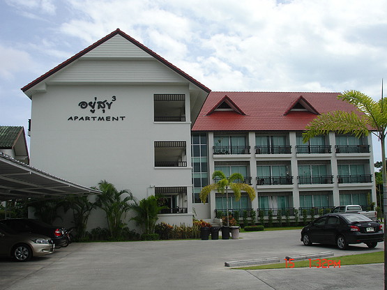 Condo — photo 1