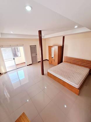 Condo · Mueang Nonthaburi, nonthaburi — photo 2