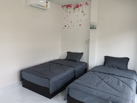 1 Bed Condo — photo 5