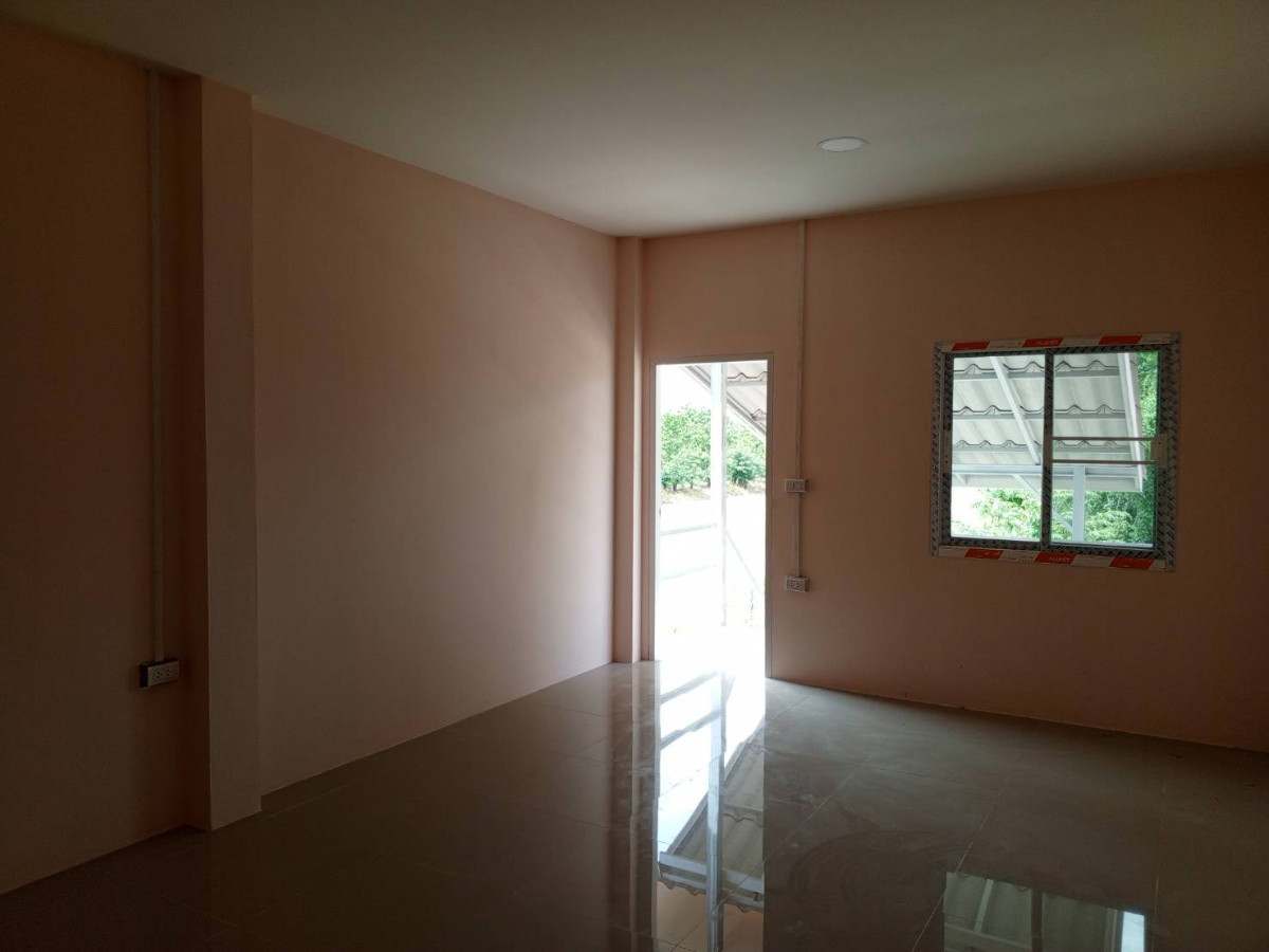 1 Bed Condo — photo 5