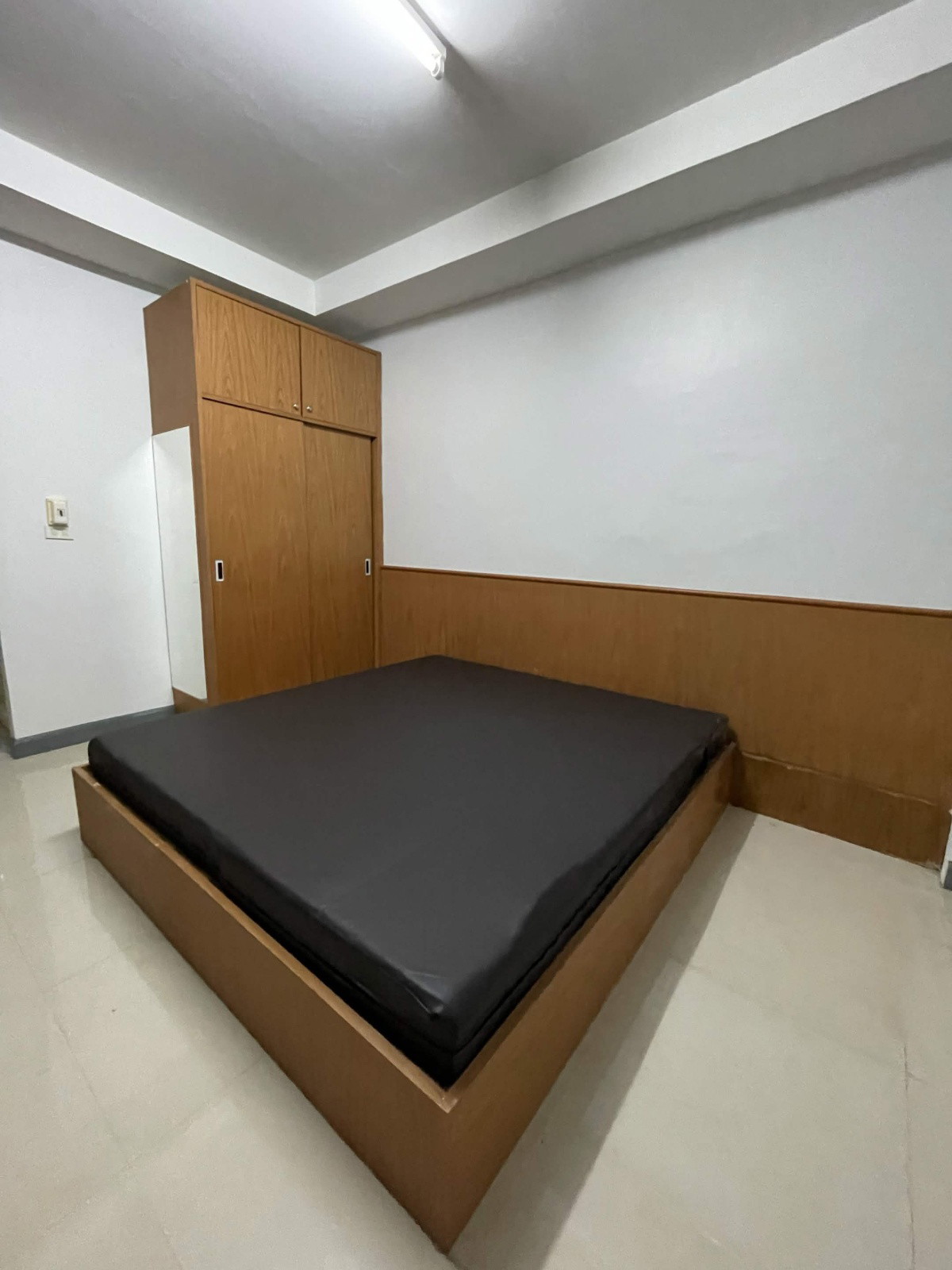1 Bed Condo — photo 2