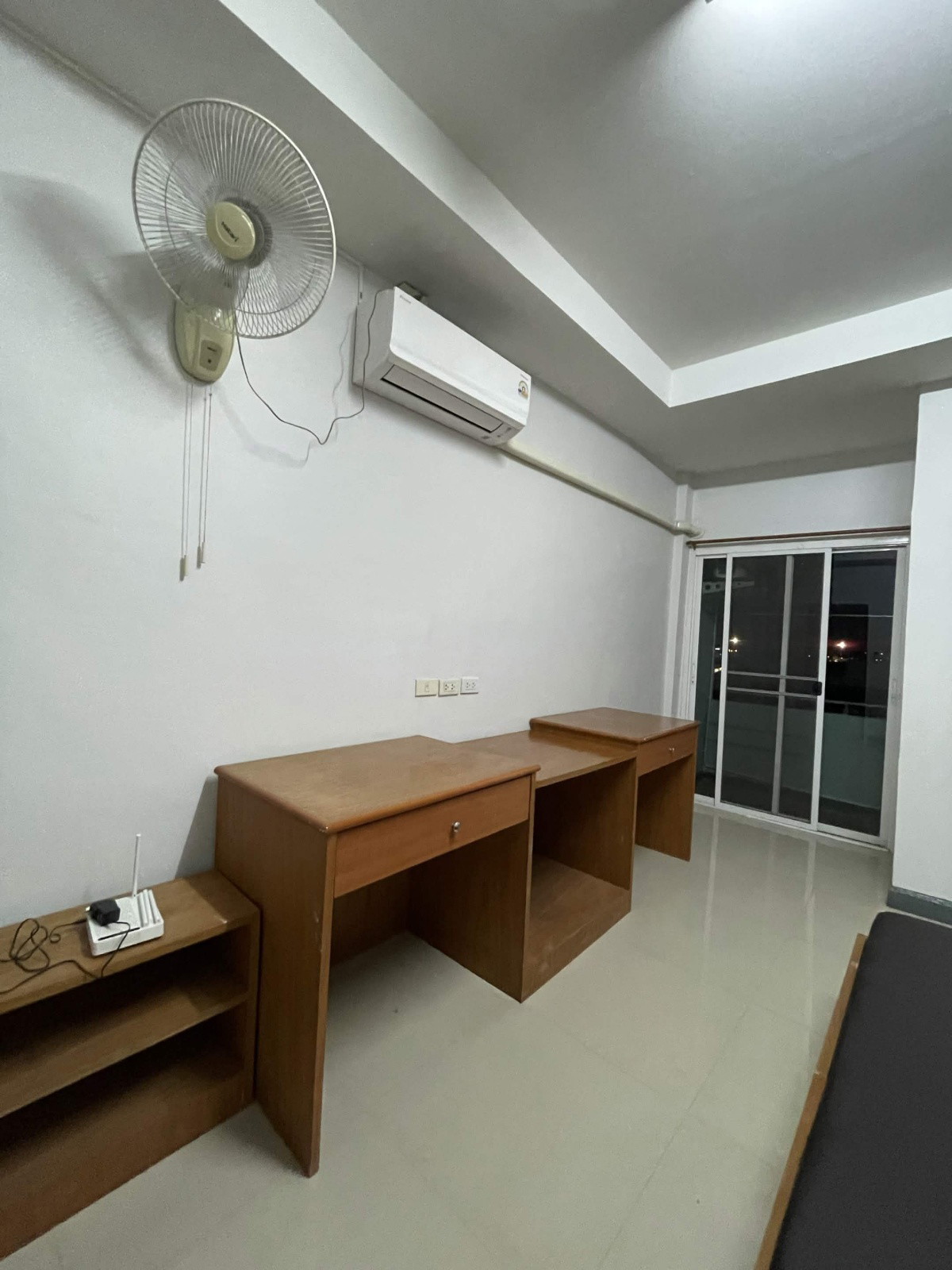 1 Bed Condo — photo 3