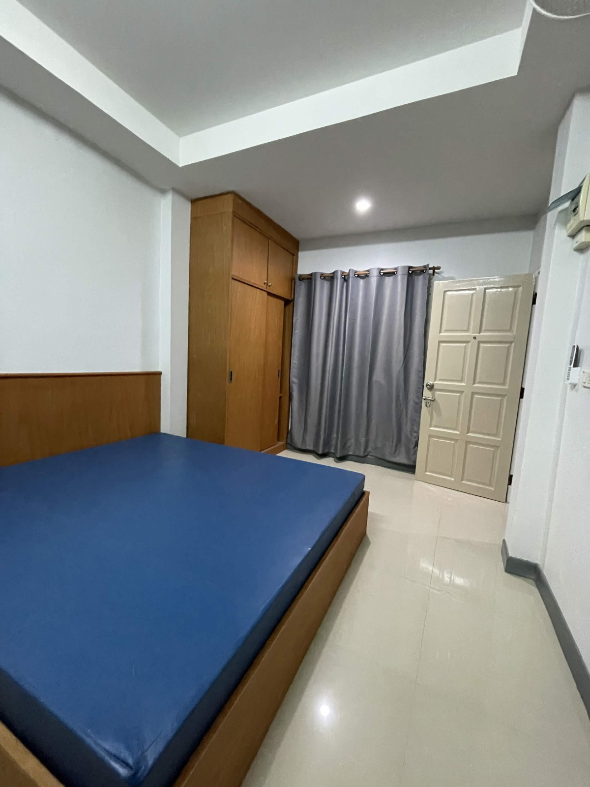 1 Bed Condo — photo 4