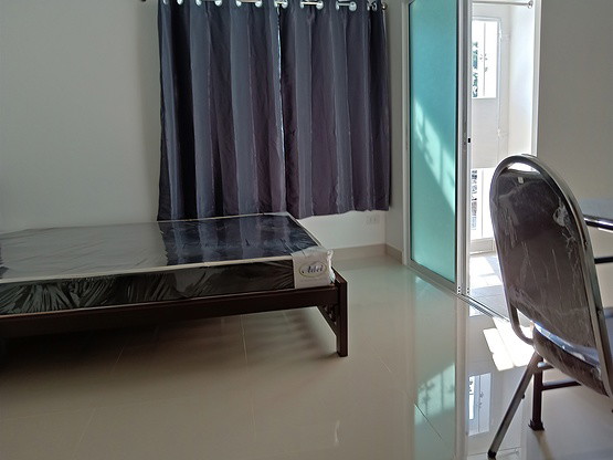 1 Bed Condo · Huai Khwang, bangkok — photo 1