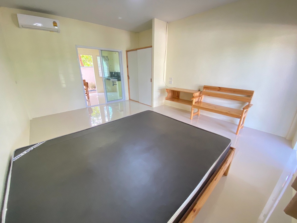 1 Bed Condo — photo 5