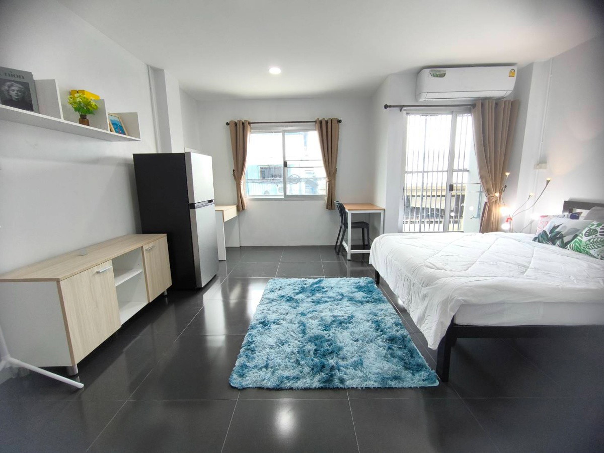 1 Bed Condo · Bang Khun Thian, bangkok — photo 4