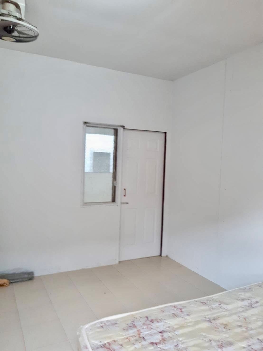 1 Bed Condo — photo 3