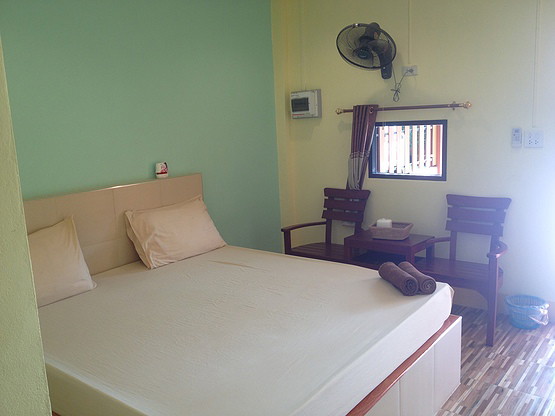 Condo — photo 1