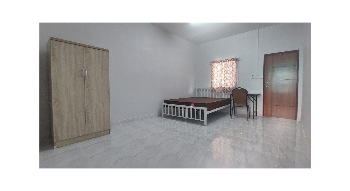 1 Bed Condo — photo 1