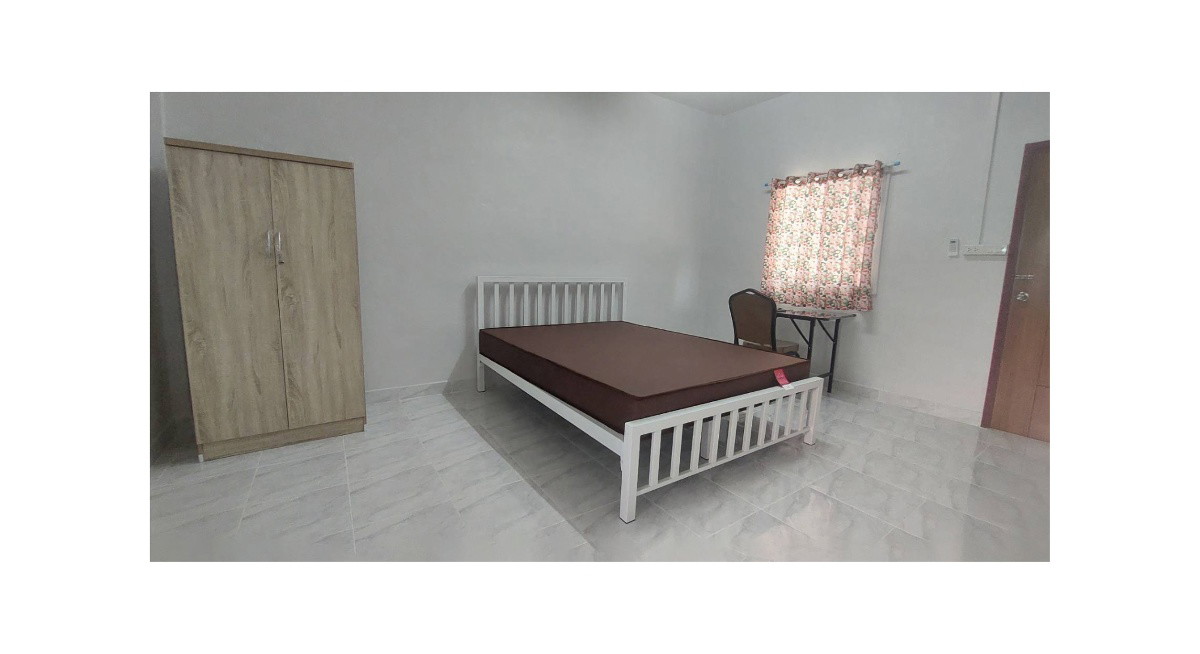 1 Bed Condo — photo 3