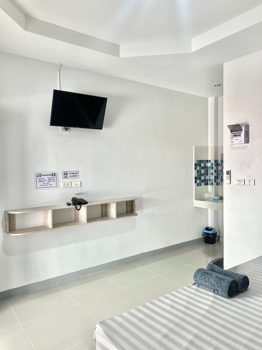1 Bed Condo — photo 4