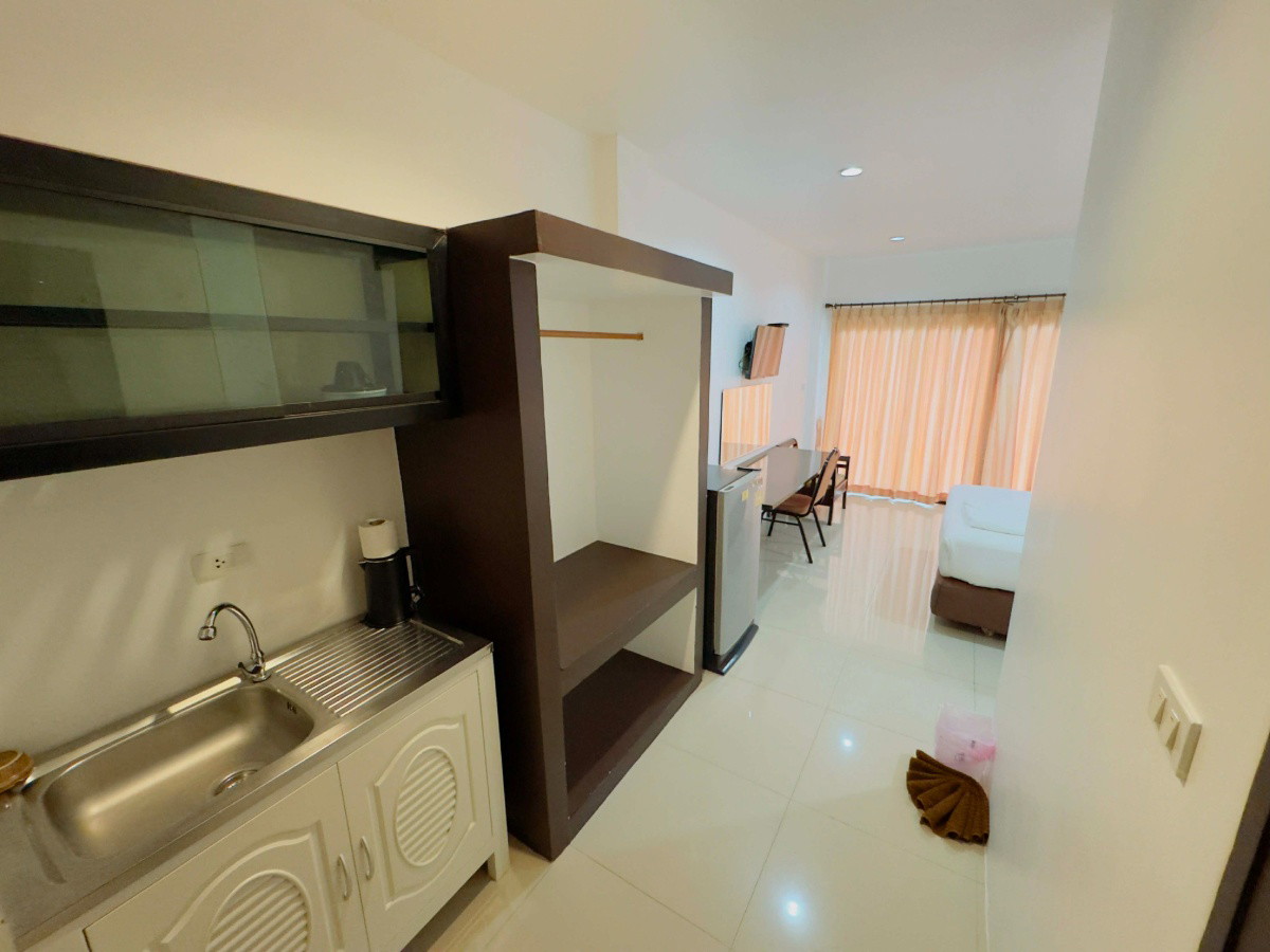 1 Bed Condo — photo 5