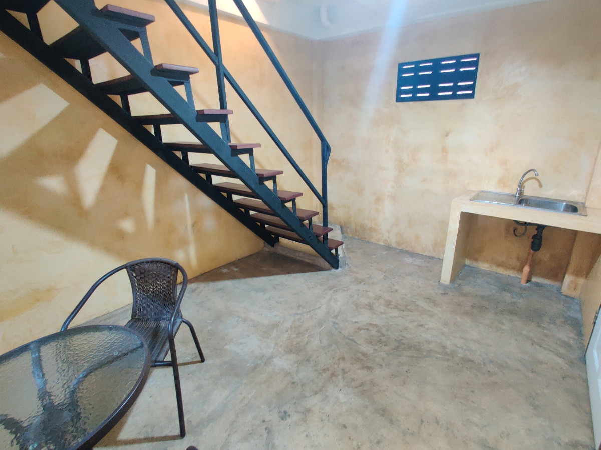 1 Bed Condo — photo 2