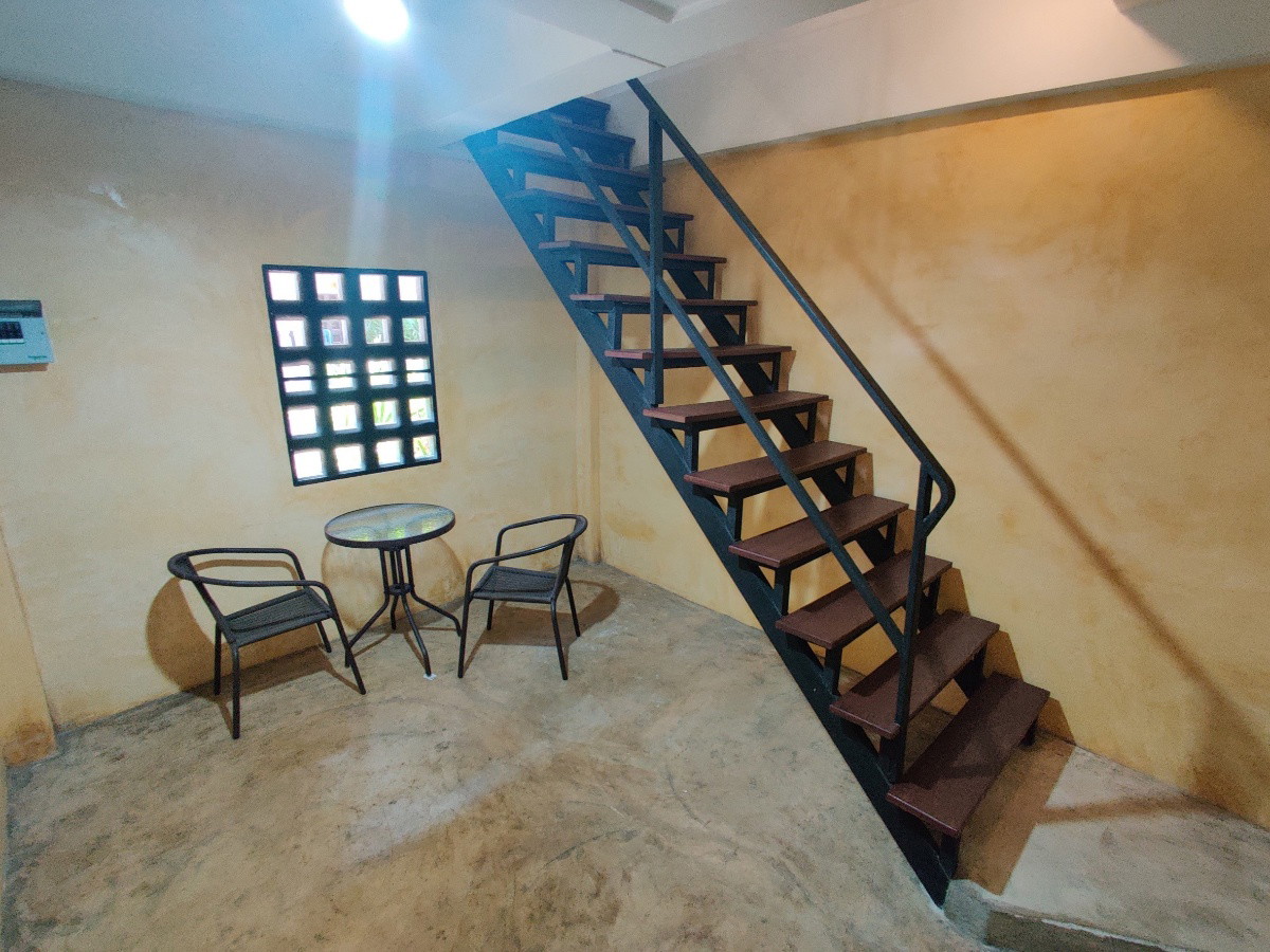 1 Bed Condo — photo 3