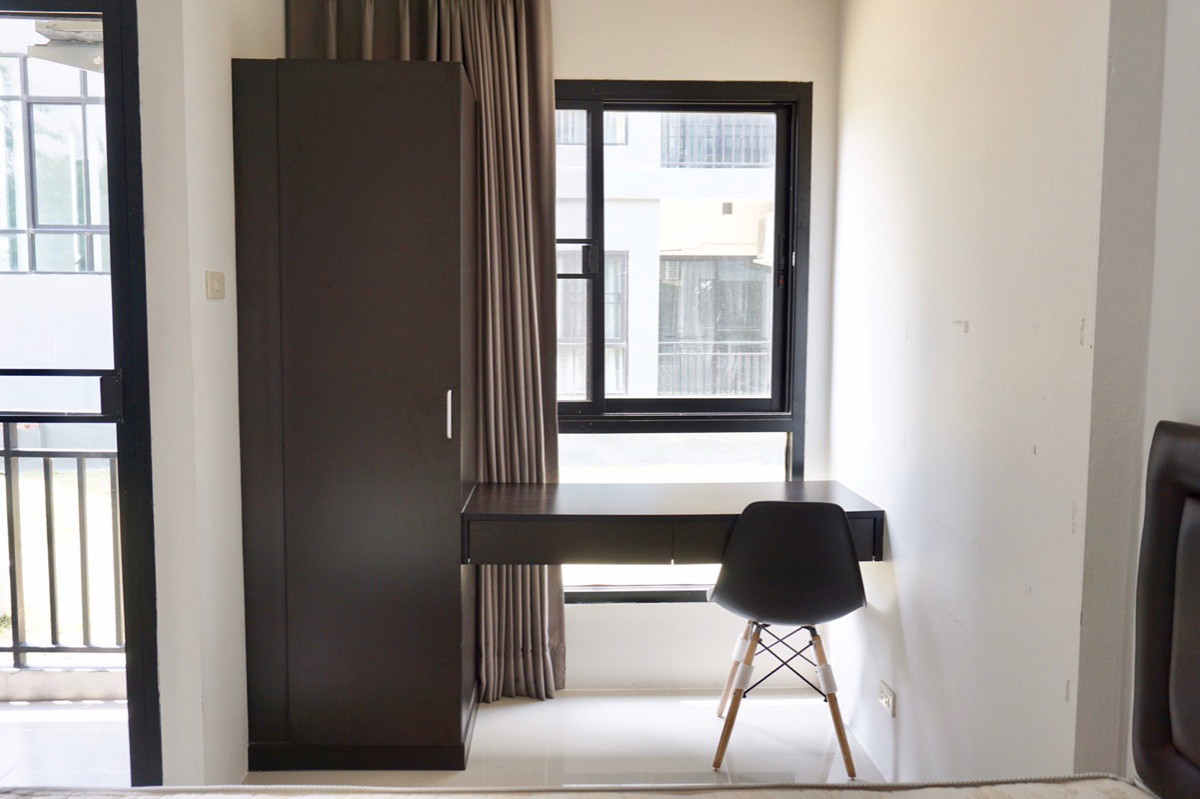 1 Bed Condo — photo 4
