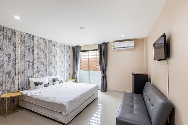 Condo · Phasi Charoen, bangkok — photo 1