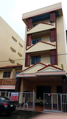 1 Bed Condo — photo 1