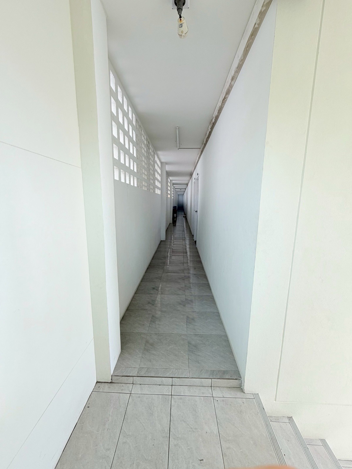 1 Bed Condo — photo 4