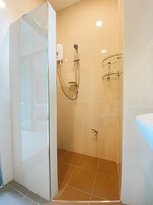 1 Bed Condo — photo 3