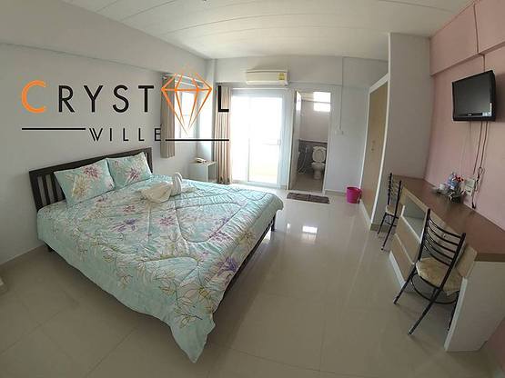 Condo — photo 1