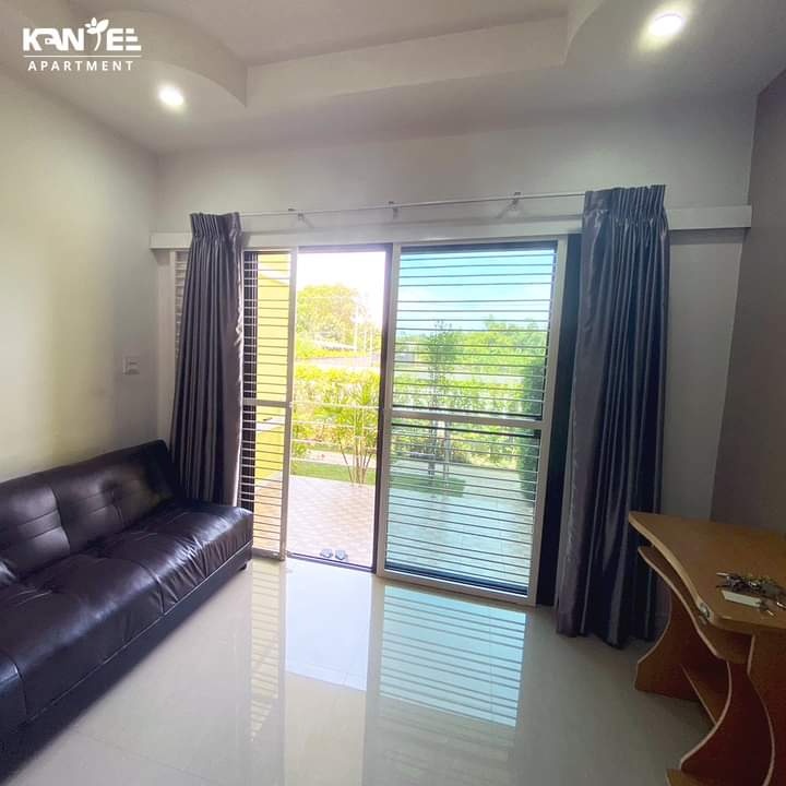 1 Bed Condo — photo 2