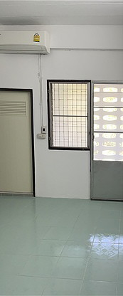 1 Bed Condo — photo 4