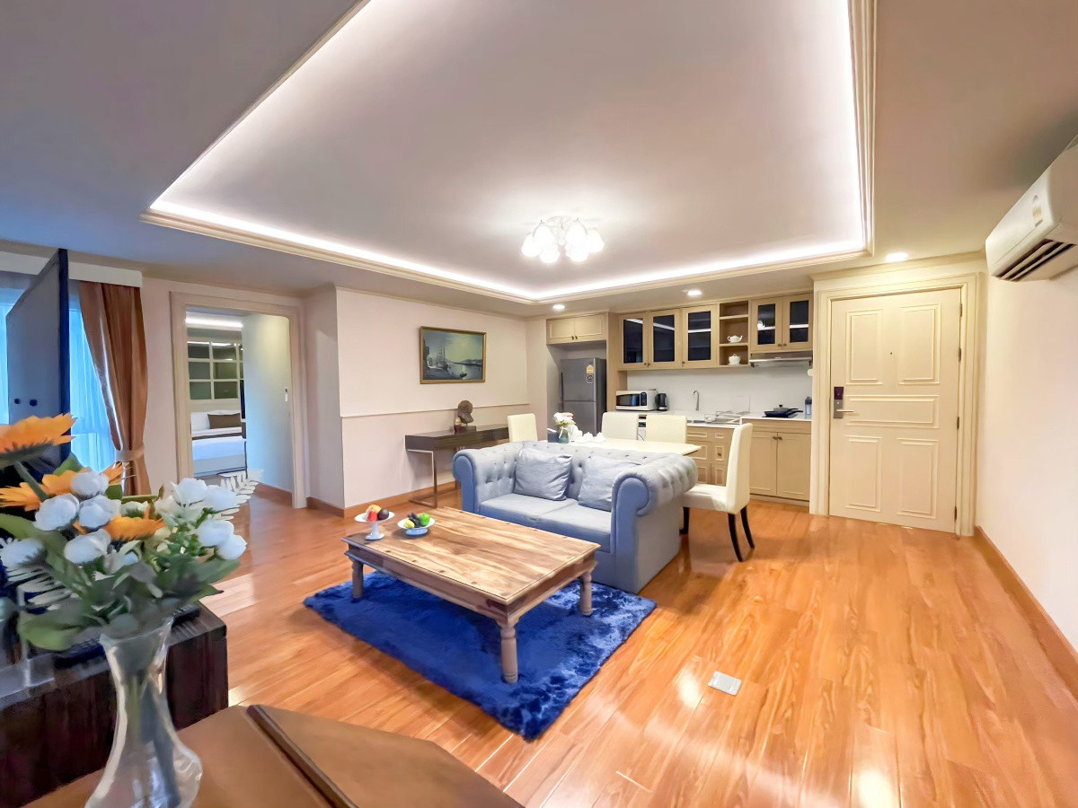 1 Bed Condo · Khlong Toei, bangkok — photo 1
