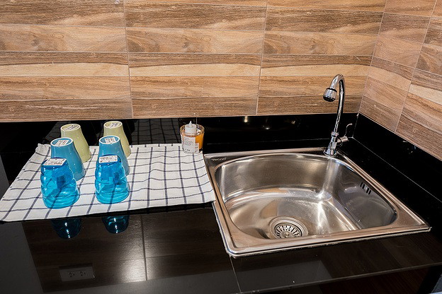 V Place Apartment — photo 3