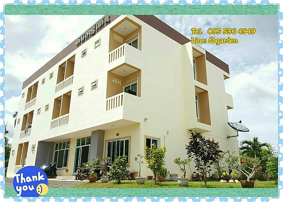 Condo — photo 1