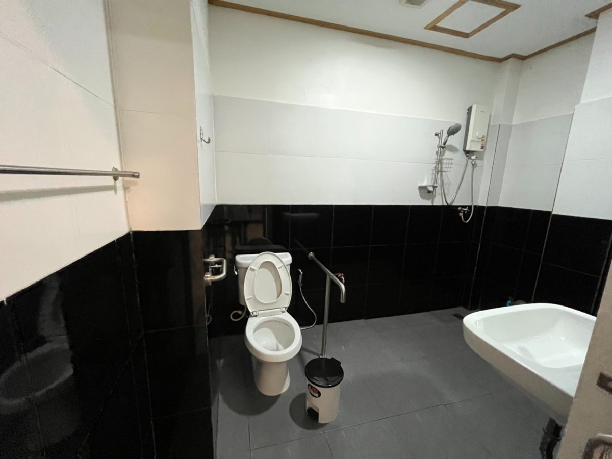 1 Bed Condo · Sathon, bangkok — photo 4